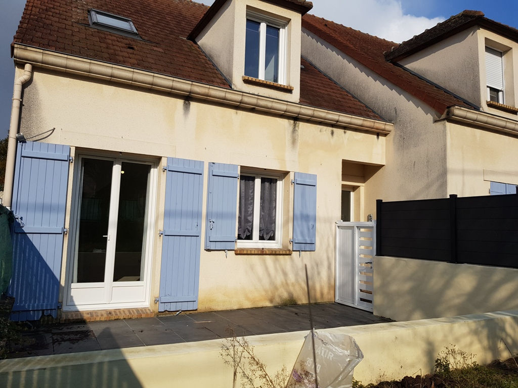 MEZIERES sur SEINE - appartement 2 pièces 47m² avec jardin