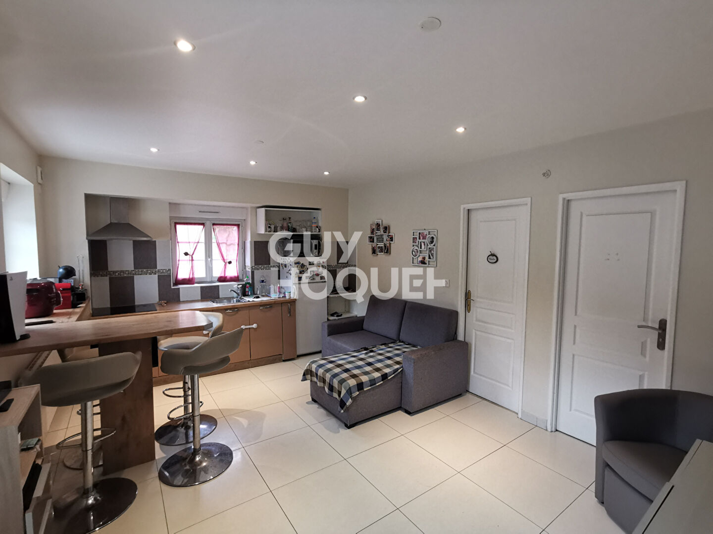 AULNAY SUR MAULDRE : appartement T2 en vente