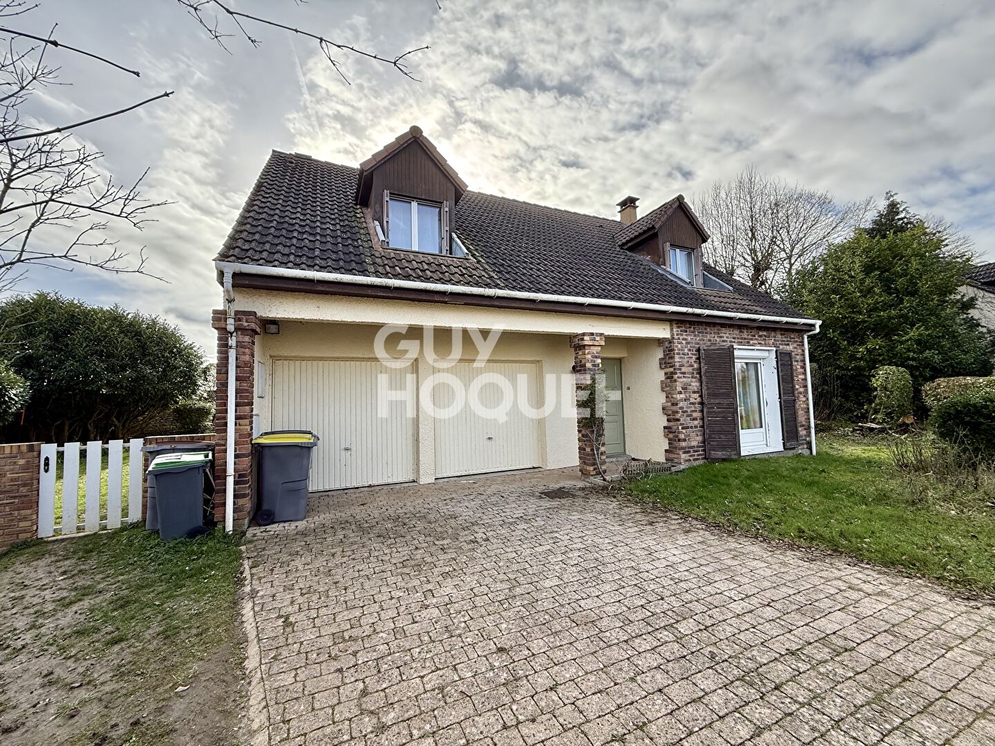 Maison Epone 8 pièces 4 chambres 171m2 - Double garage