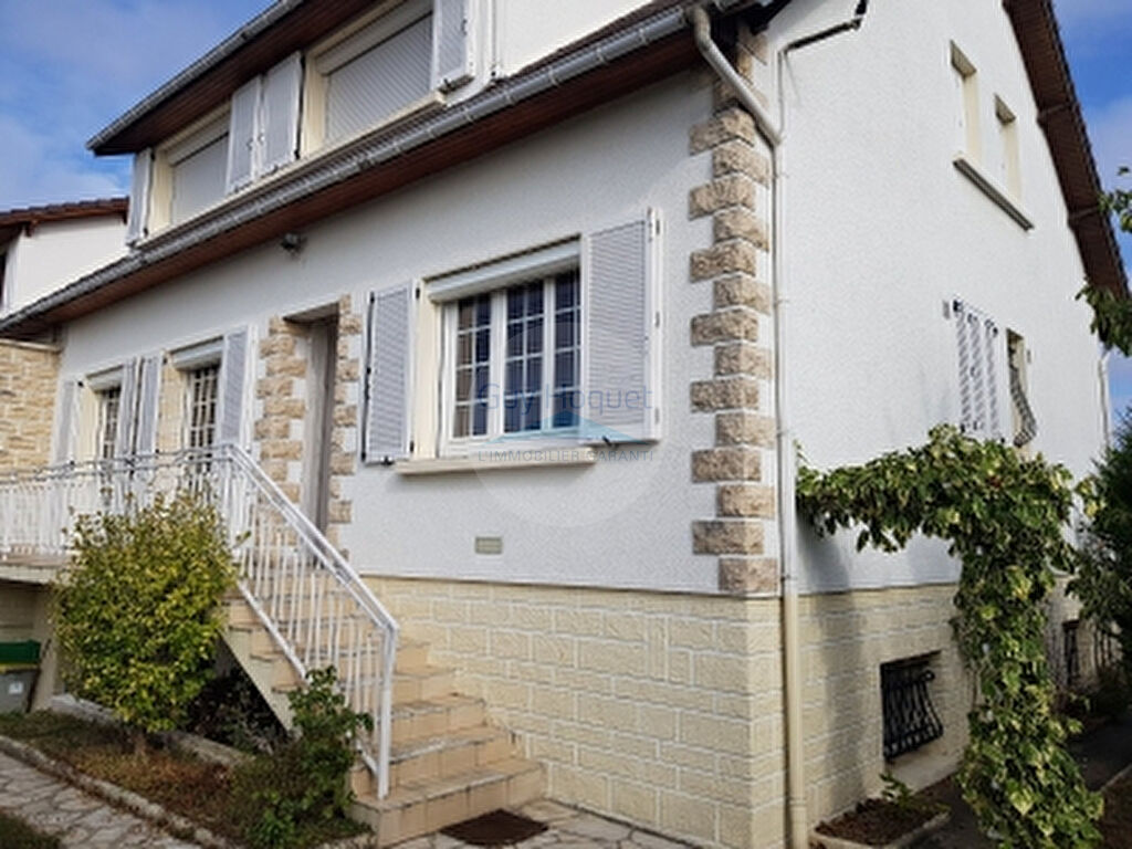 Maison Bouafle 5 pièces 130.40 m2