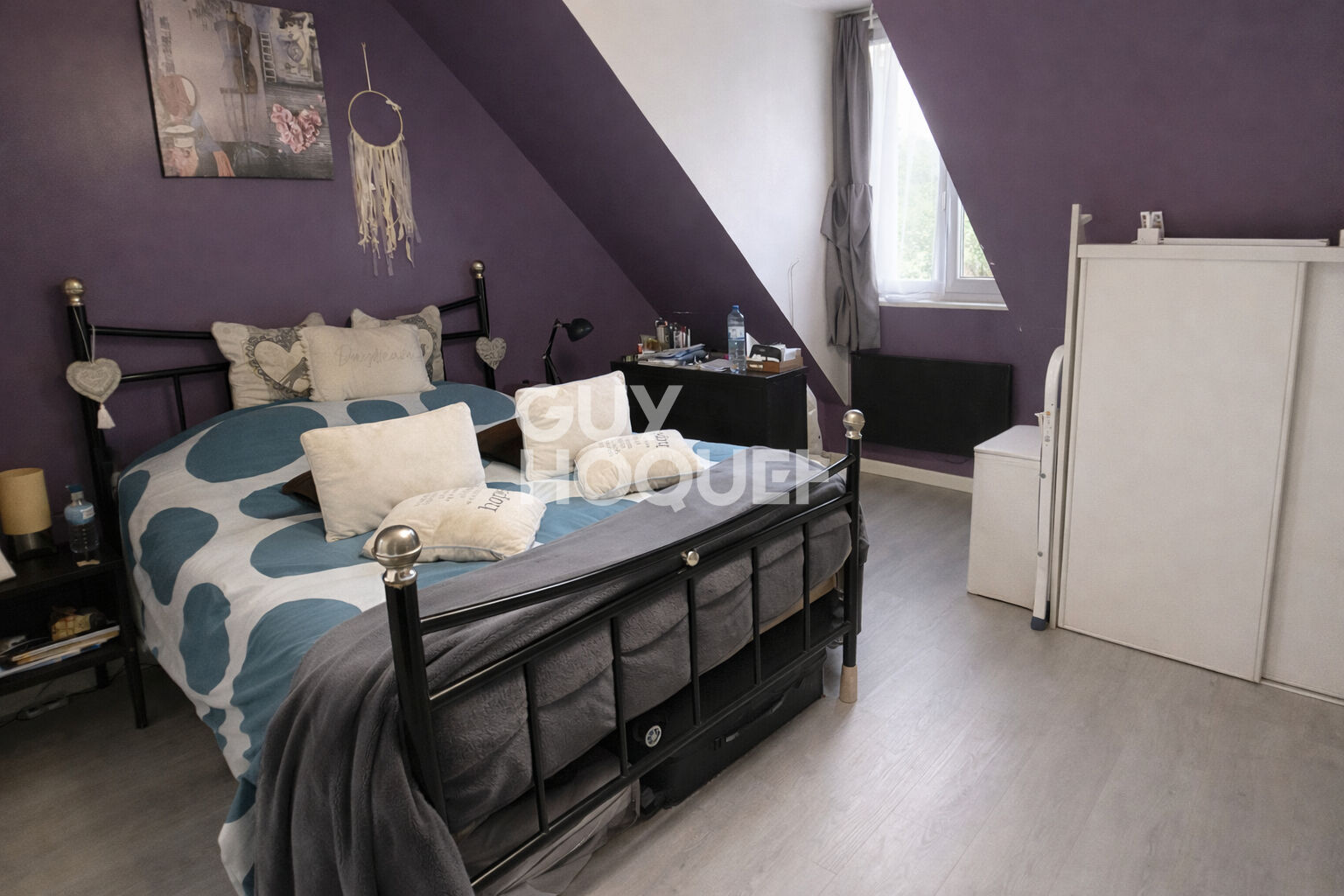 MEZIERES SUR SEINE - Investissement locatif - T2 duplex loué - Jardin SUD ?-2 parkings - RER E à pied