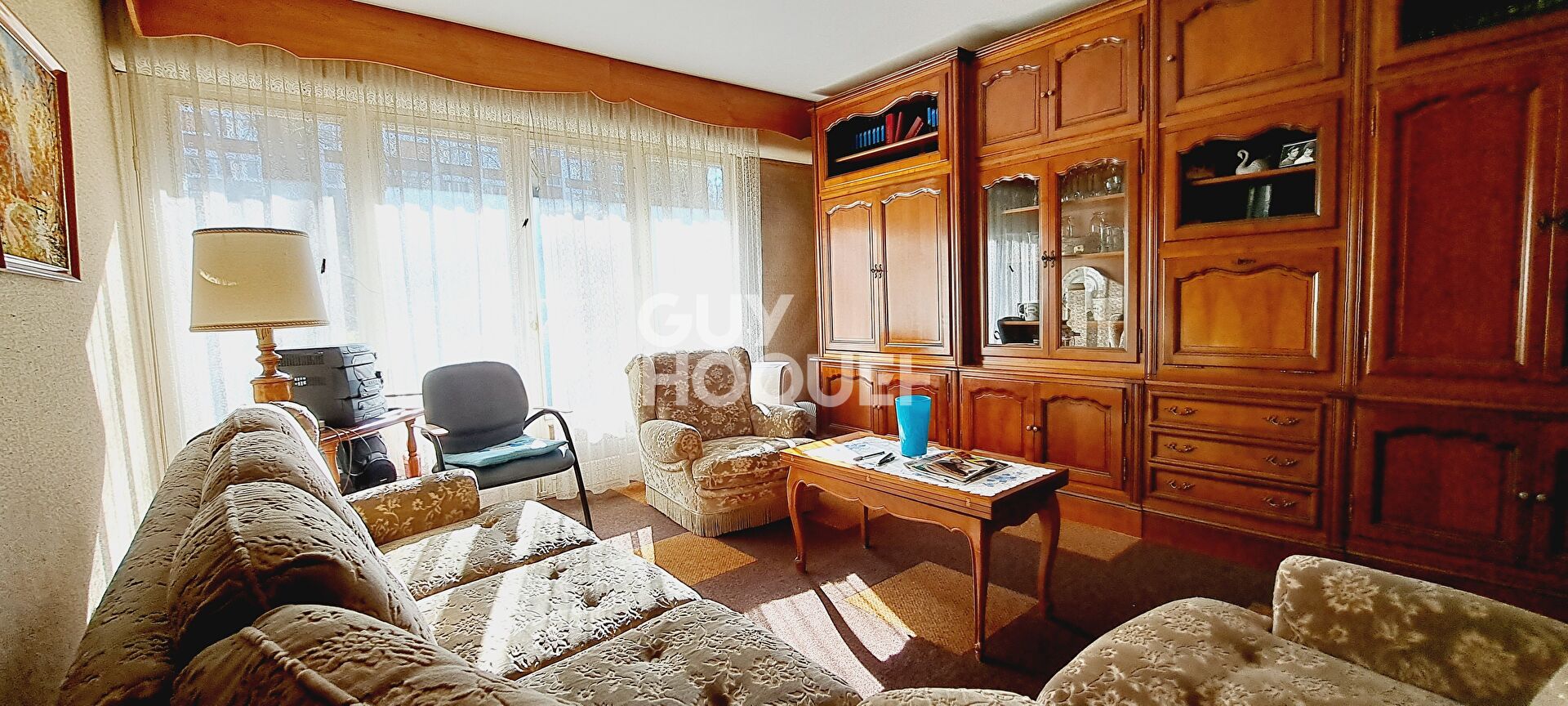 AUBERGENVILLE, 3 pièces 2 chambres  65 m²