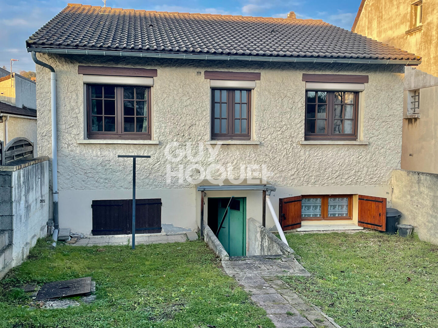 JUZIERS - Maison 65m²