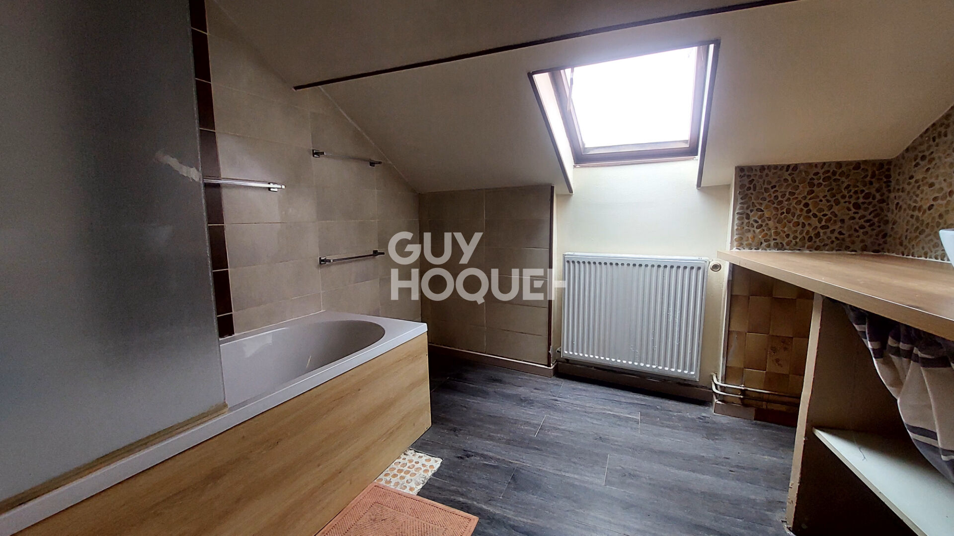 Maison Nezel 4 pièce(s)