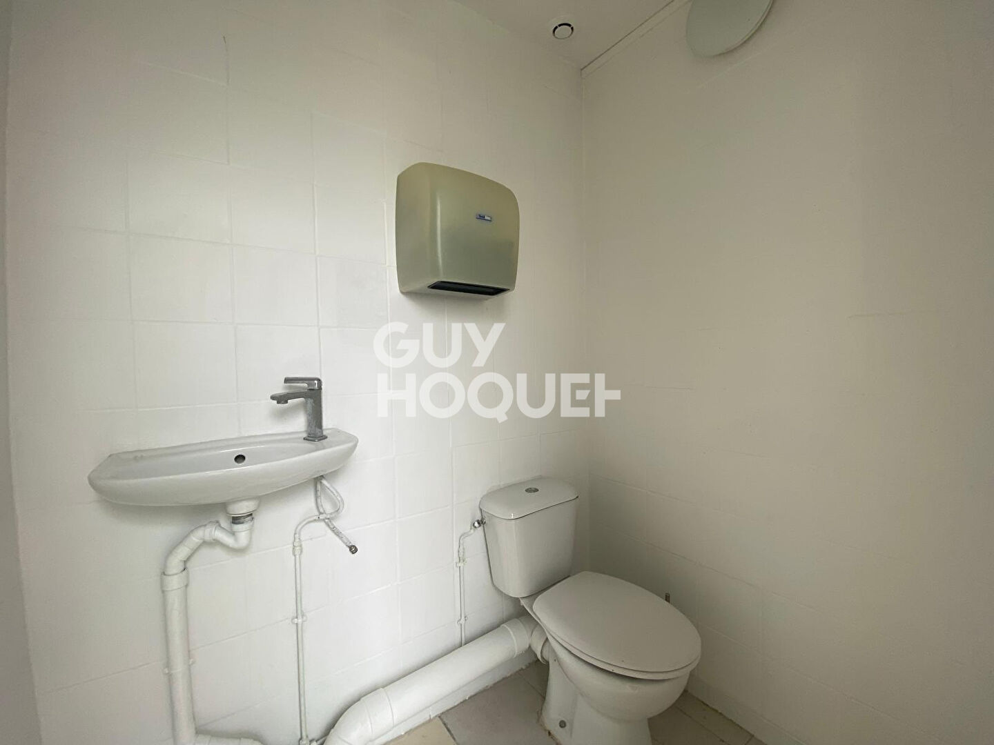 LIMAY - LOCAL COMMERCIAL de 63 m²
