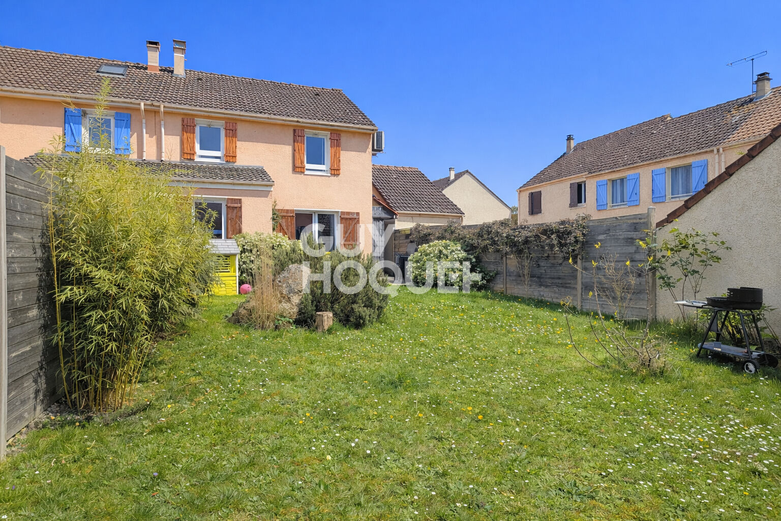 AUBERGENVILLE, Maison 5 pièces, 3 chambres.