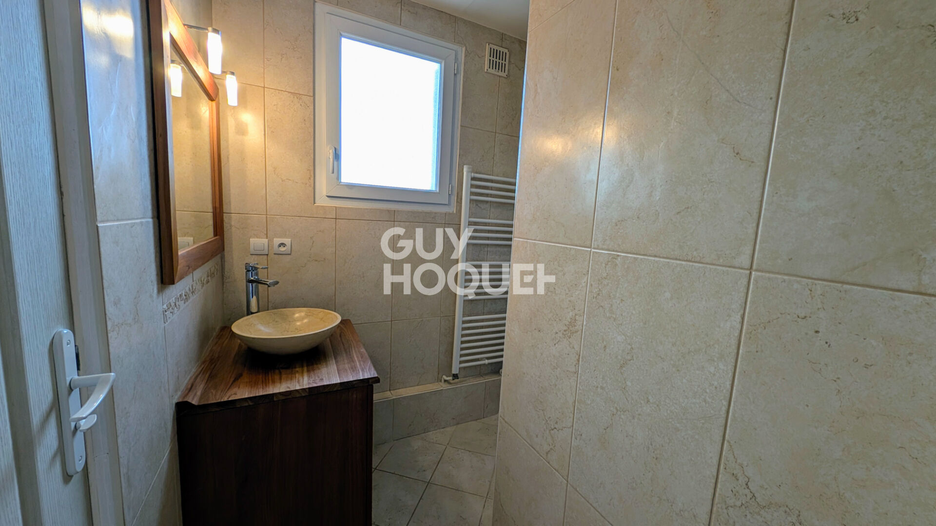 Maison 4 pièces 3 chambres, BOUAFLE