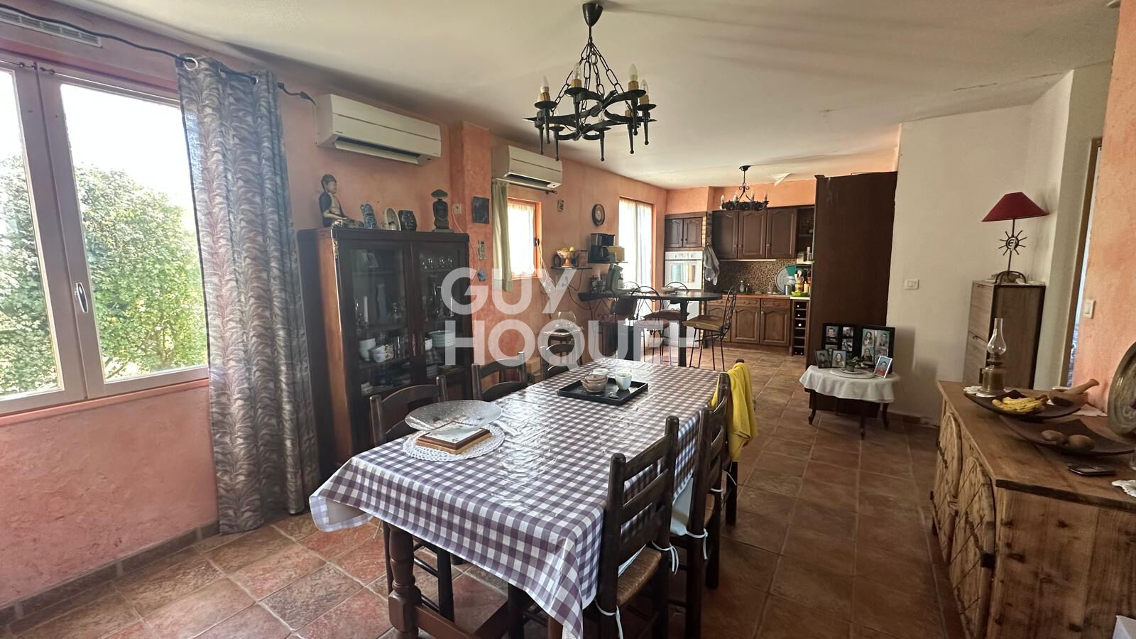 SAINT-MARTIN-LA-GARENNE - Maison familiale 4 chambres avec jardin de 784 m²