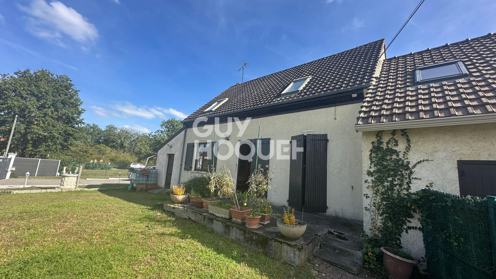 SAINT-MARTIN-LA-GARENNE - Maison familiale 4 chambres avec jardin de 784 m²