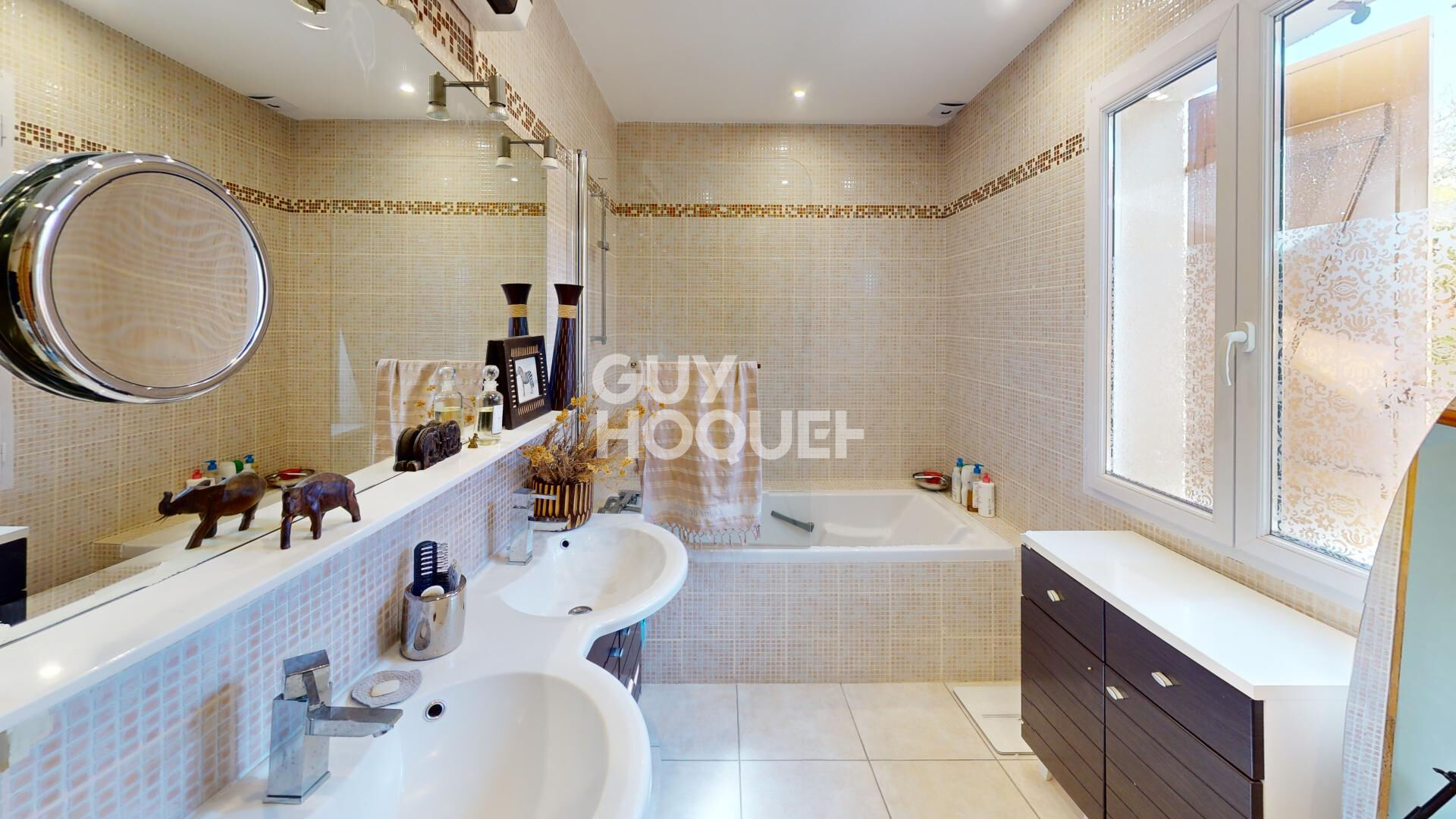 Maison Soindres 8 pièce(s) 217 m2 terrain 1132 m2