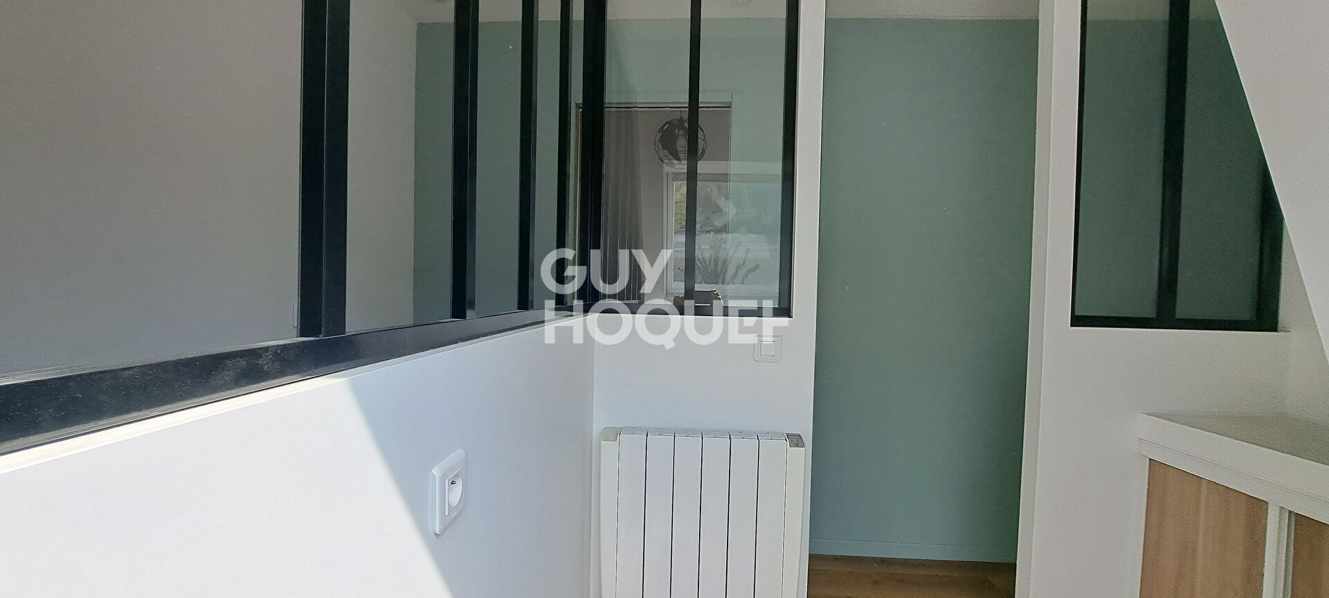 MEZIERES SUR SEINE - Maison 7 pièces, 4 chambres et 1 bureau