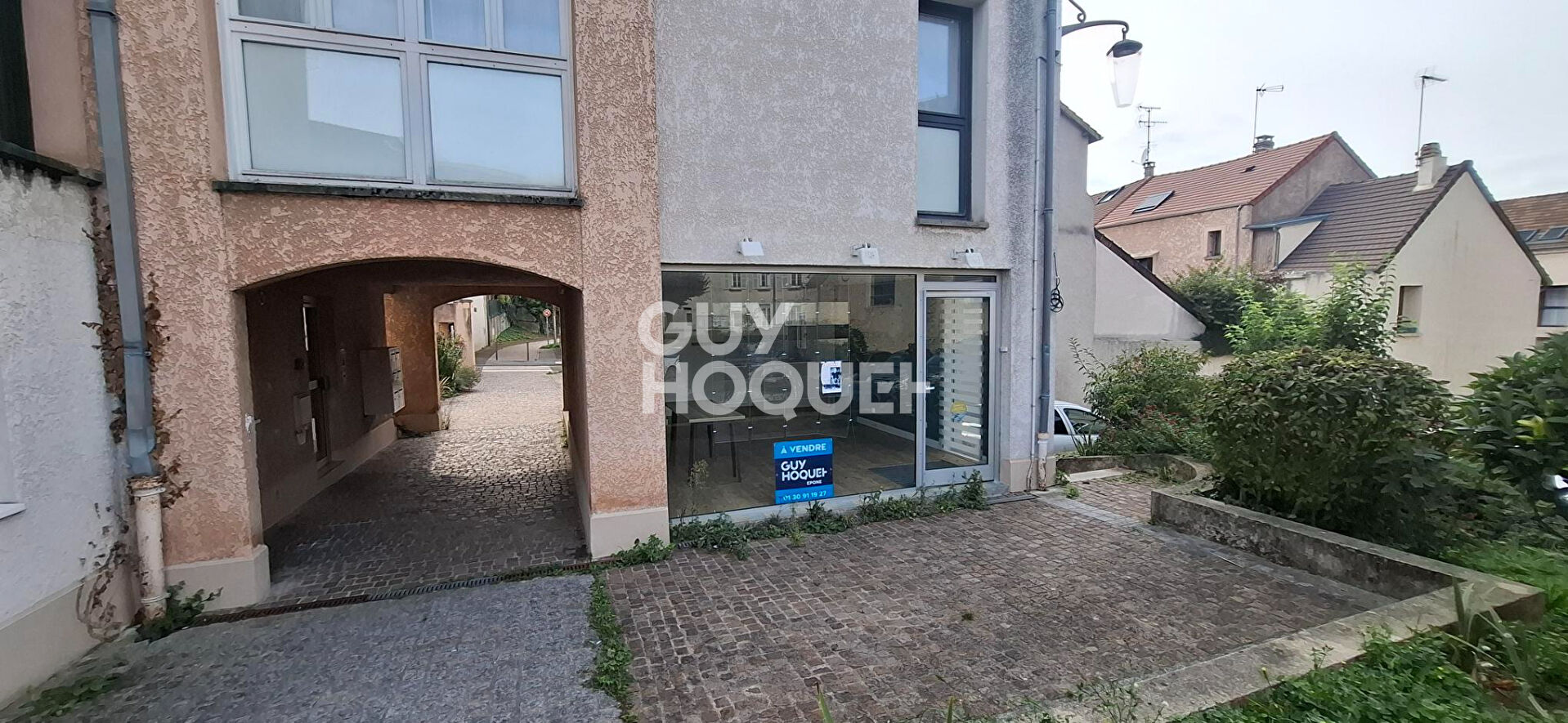 Local commercial Aubergenville 46 m2
