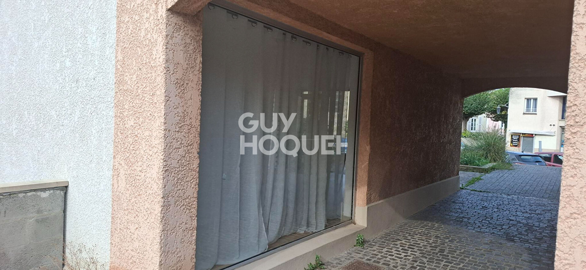 Local commercial Aubergenville 46 m2