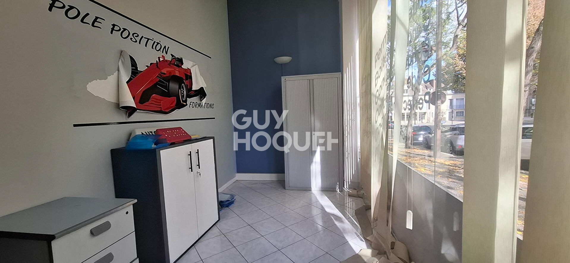 Local commercial MANTES-LA-JOLIE 51  m2