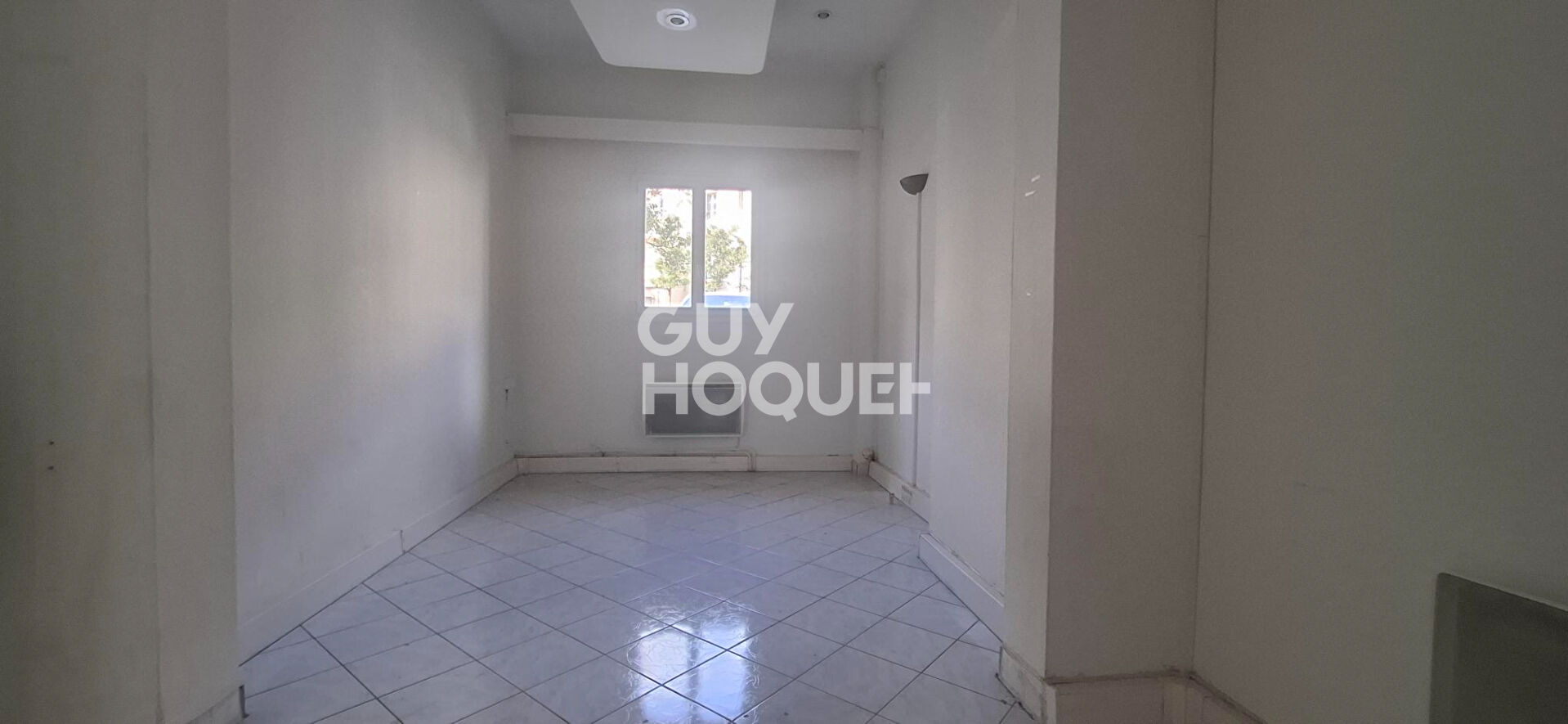 Local commercial MANTES-LA-JOLIE 51  m2