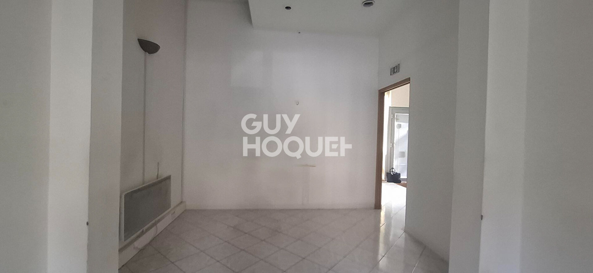 Local commercial MANTES-LA-JOLIE 51  m2