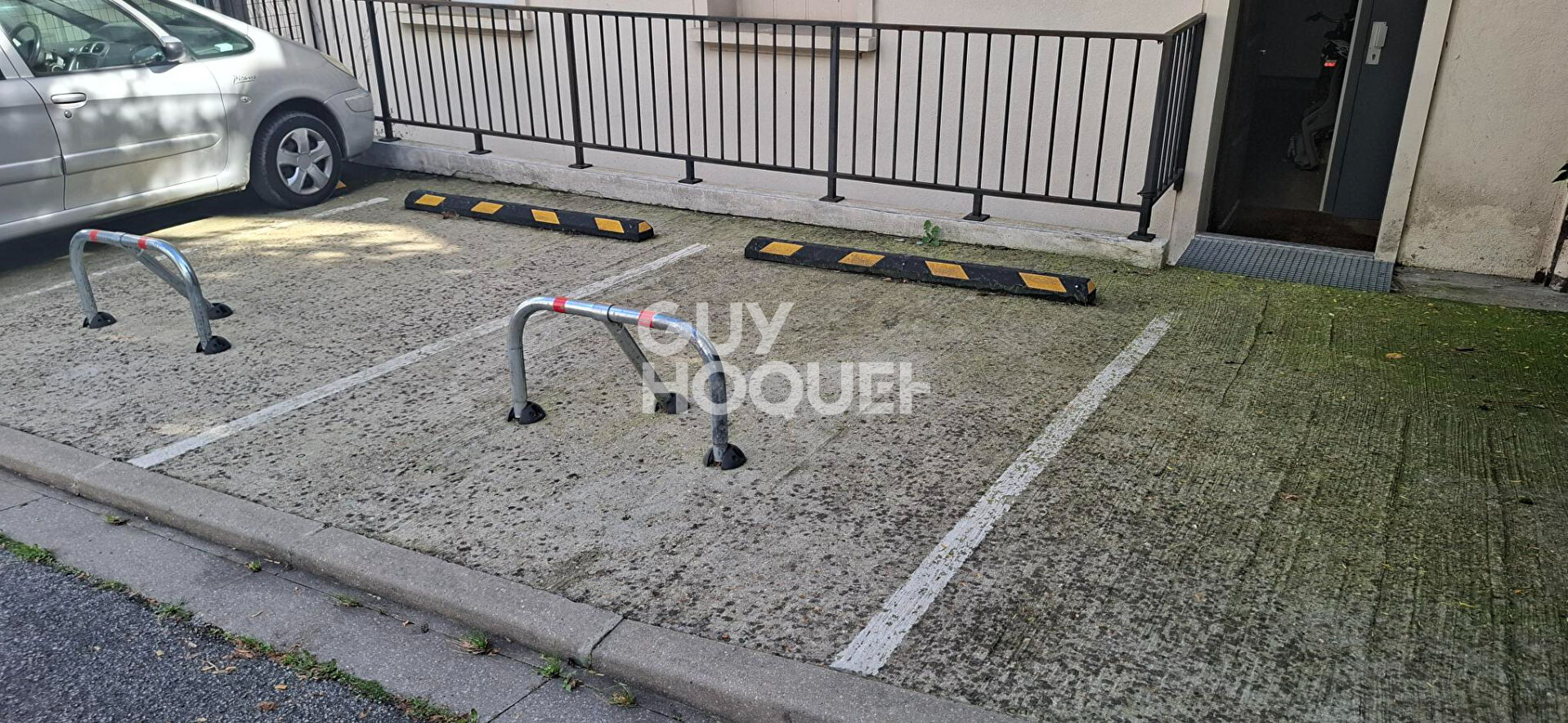 Local commercial MANTES-LA-JOLIE 51  m2