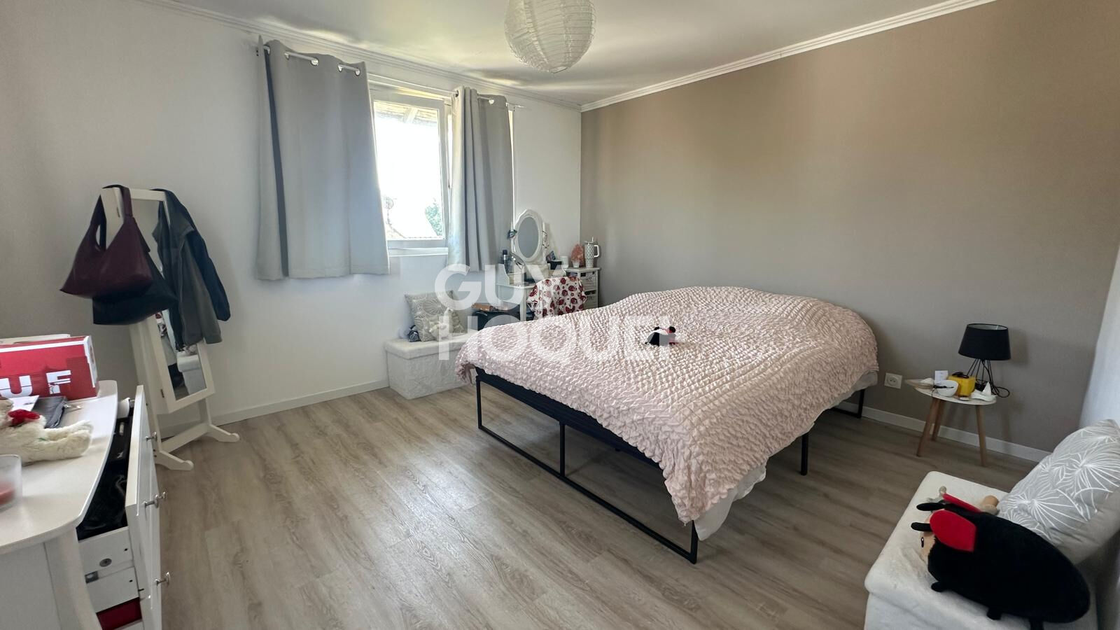 Maison Saint Martin La Garenne 7 pièce(s) 178 m2