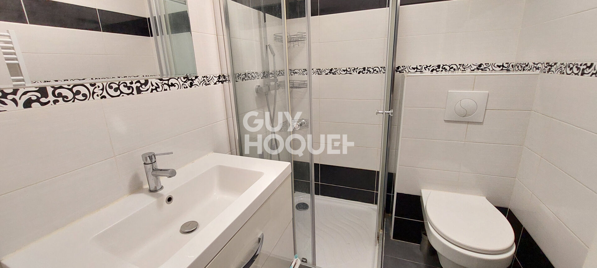 MÉZIÈRES SUR SEINE -  Maison en duplex