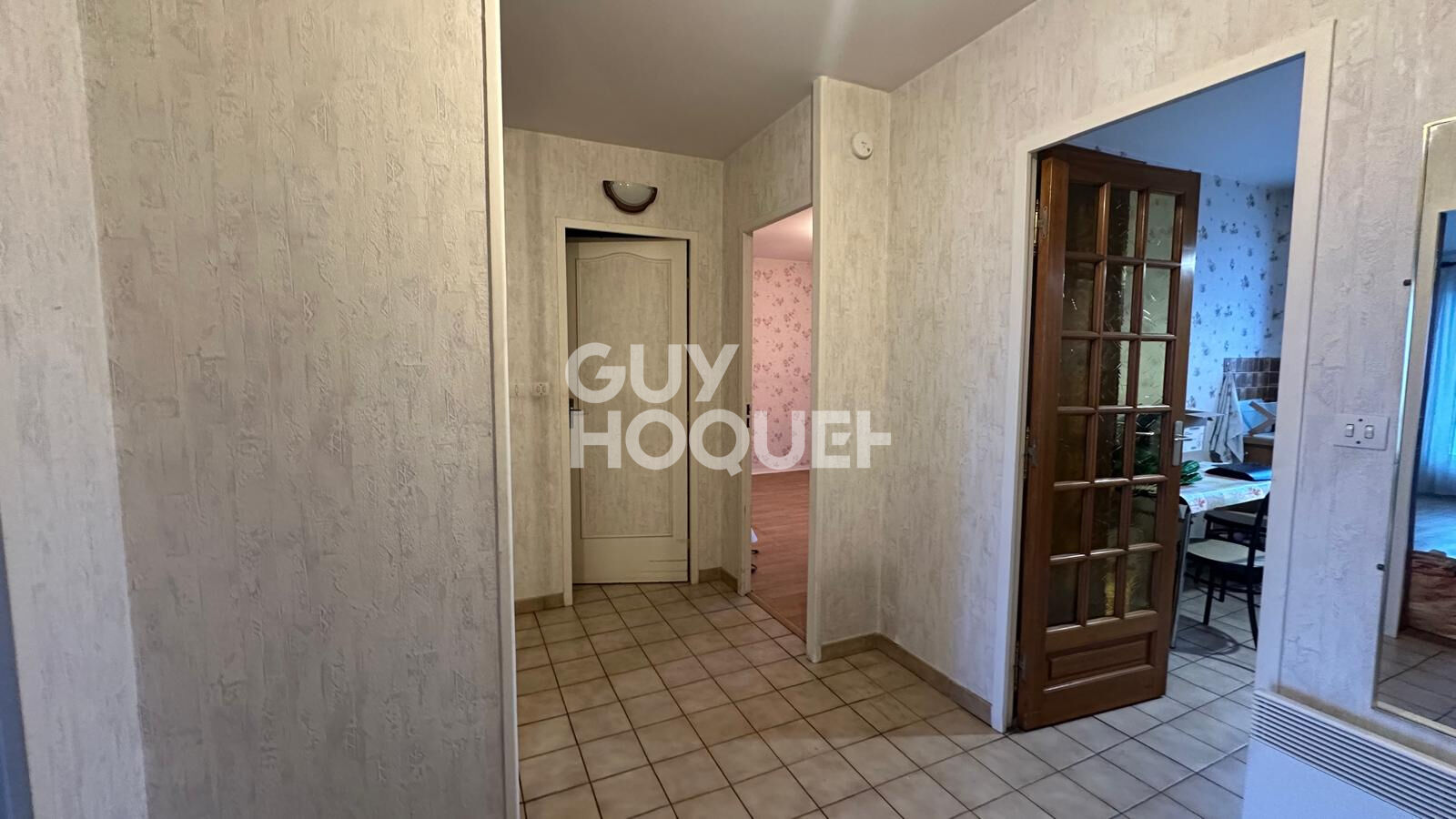 LIMAY CENTRE-VILLE - Charmant T2 avec balcon, garage double et cave