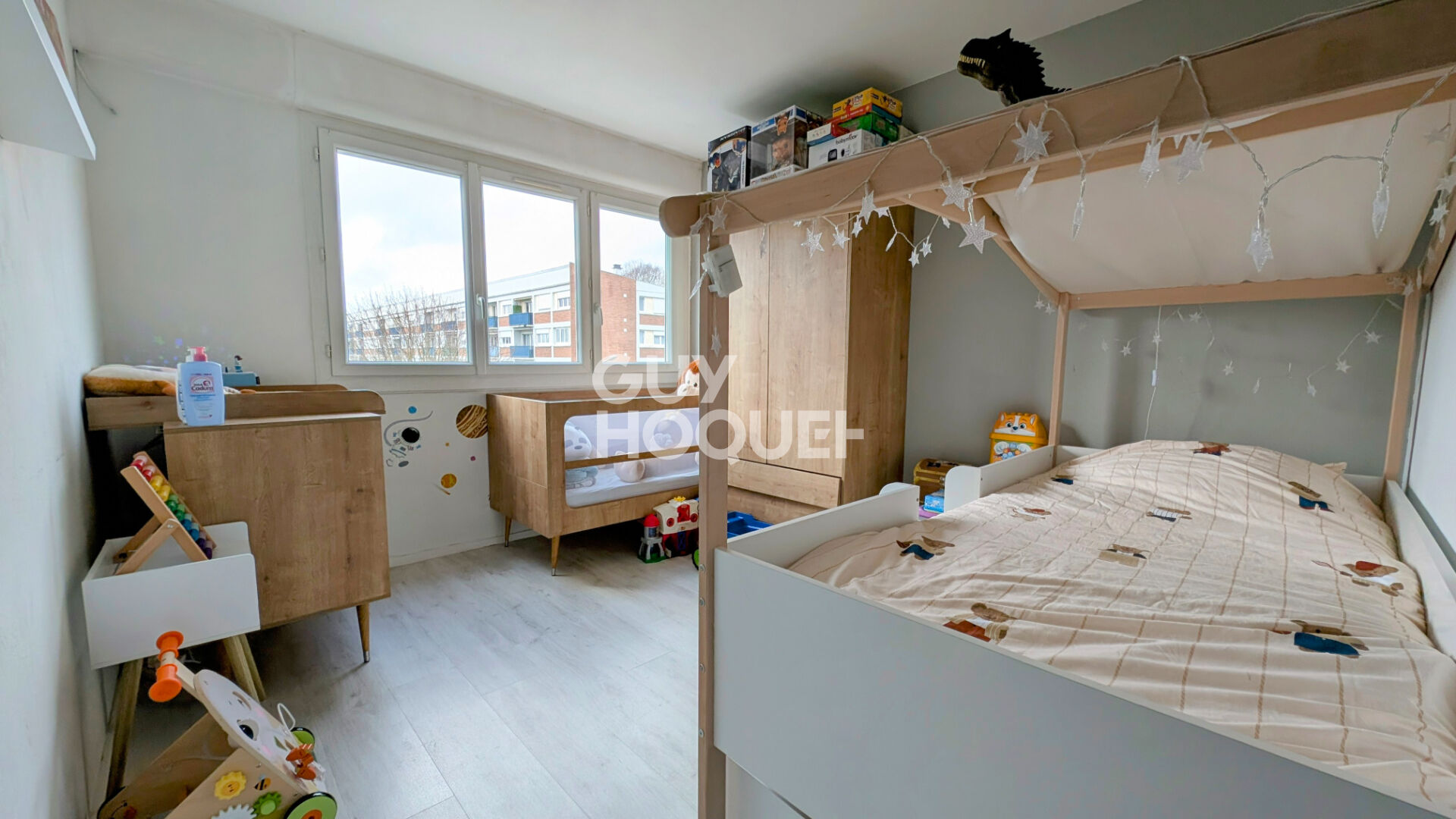 Appartement Aubergenville 4 pièces, 3 chambres.