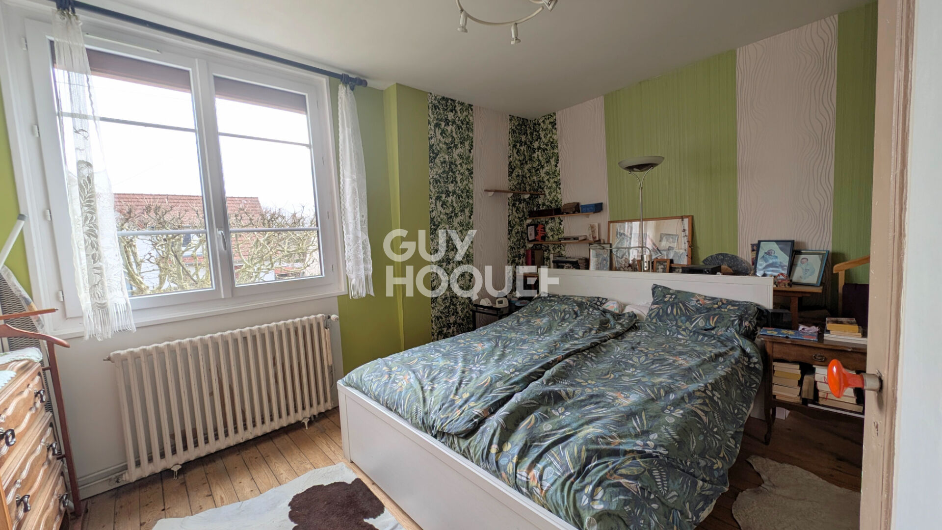 Maison Aubergenville 6 pièces, 3 chambres.