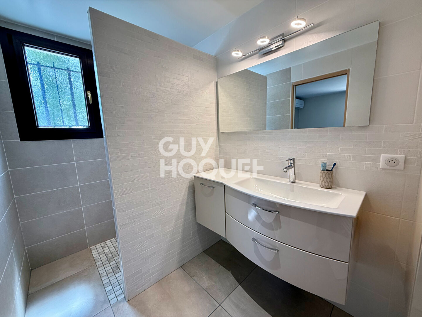 EPONE - Maison familiale 4 chambres - 148 m2