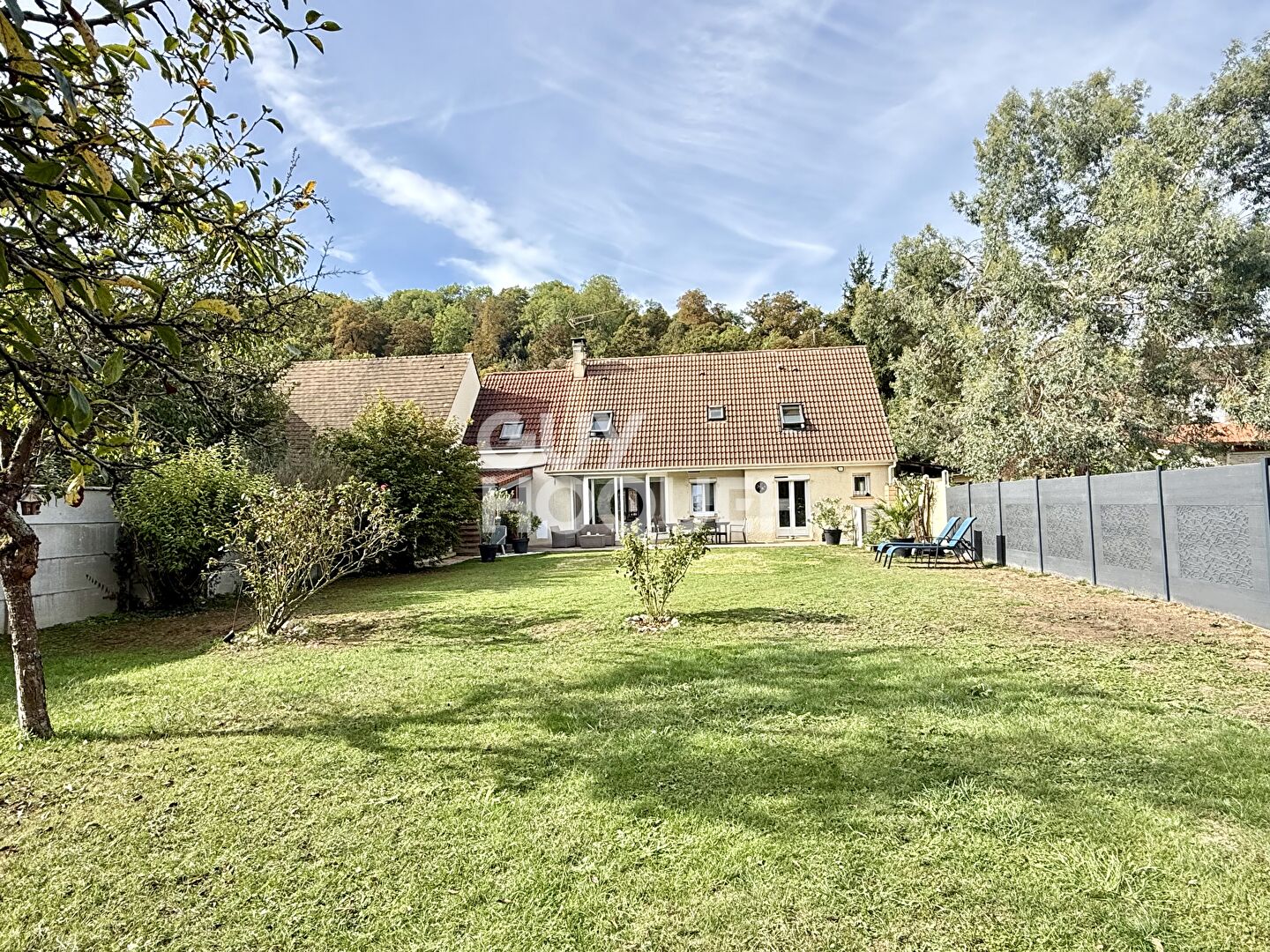 Maison 5 pièces 140 m² · à Nézel · 140 m² · 388 000 €