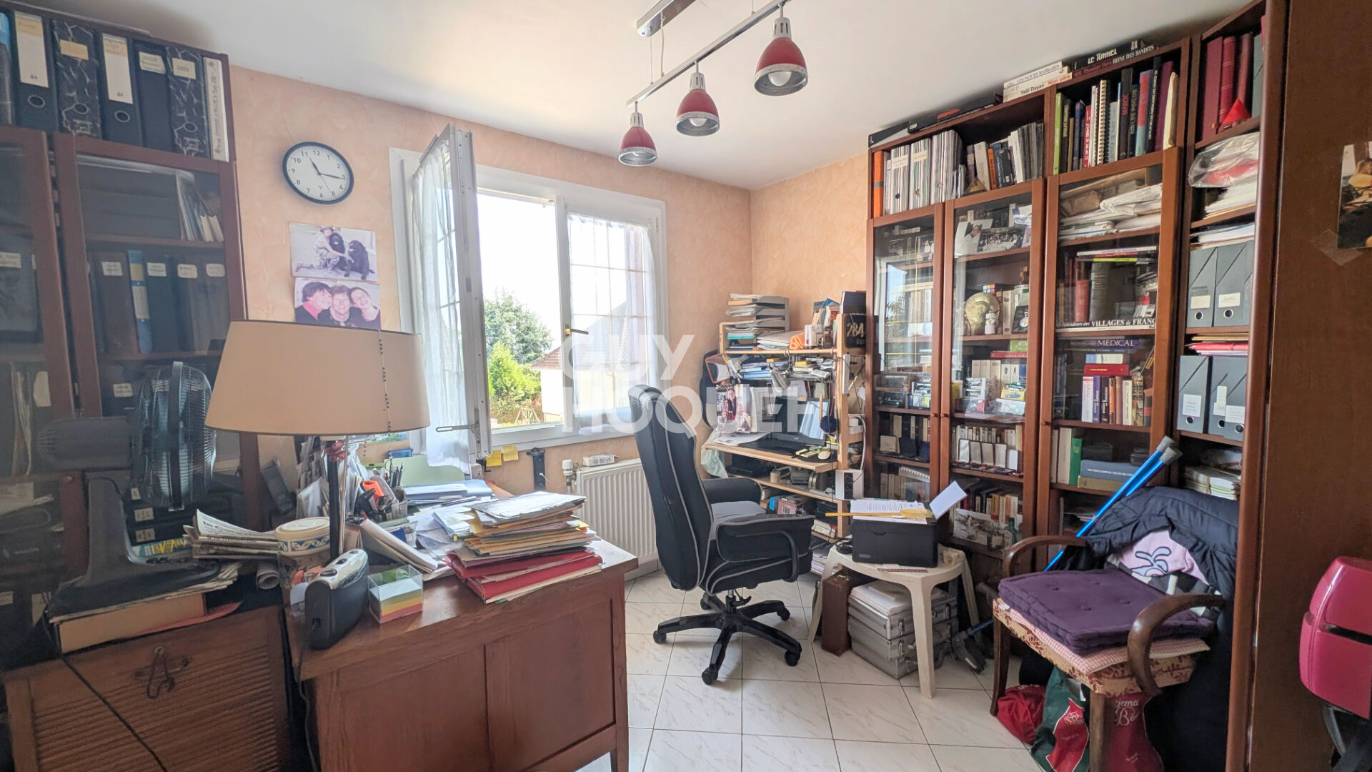 MANTES LA VILLE, Maison familiale 8 pièces, 6 chambres