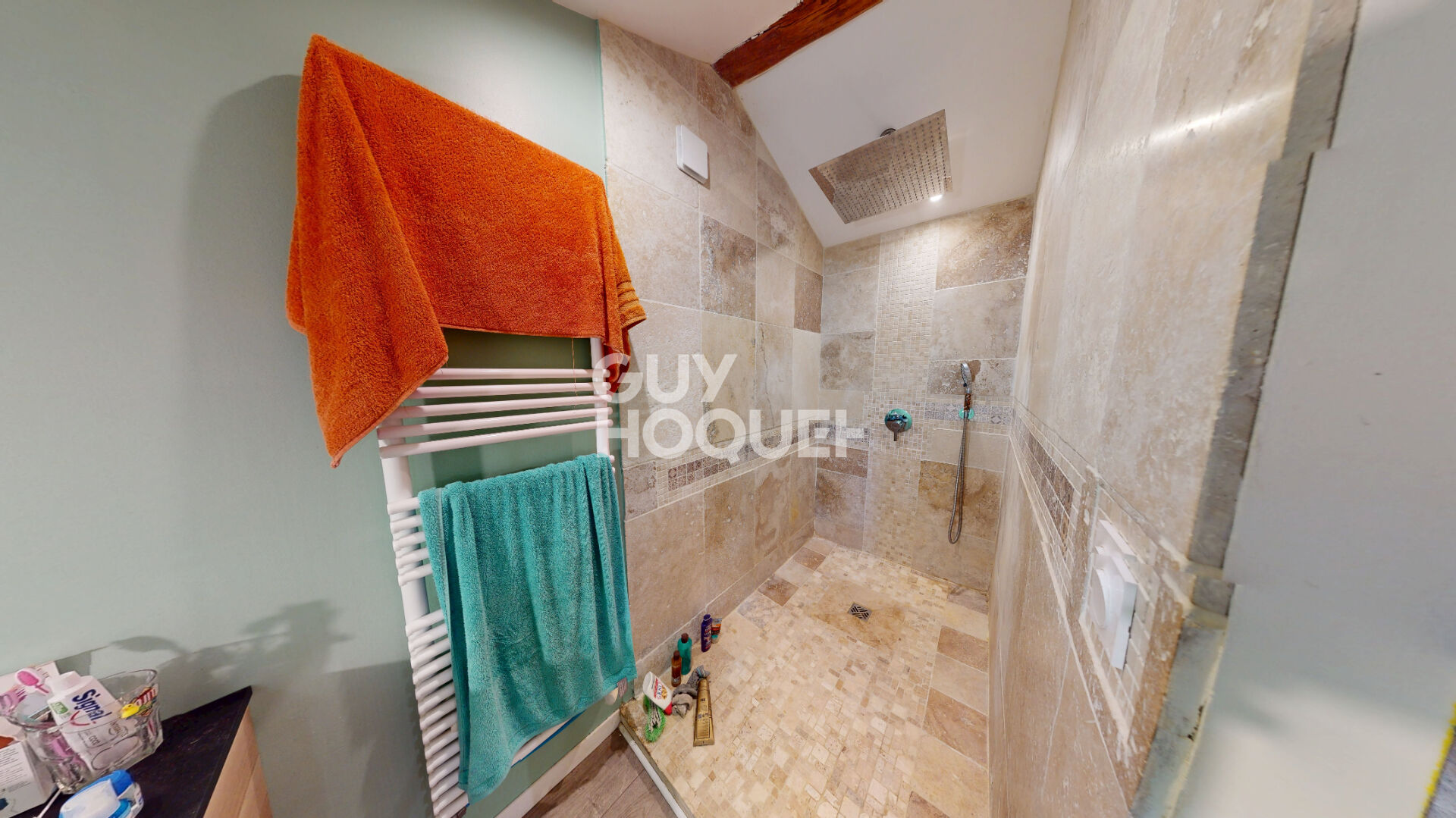 A VENDRE - Maison de rue à Montoison (26)