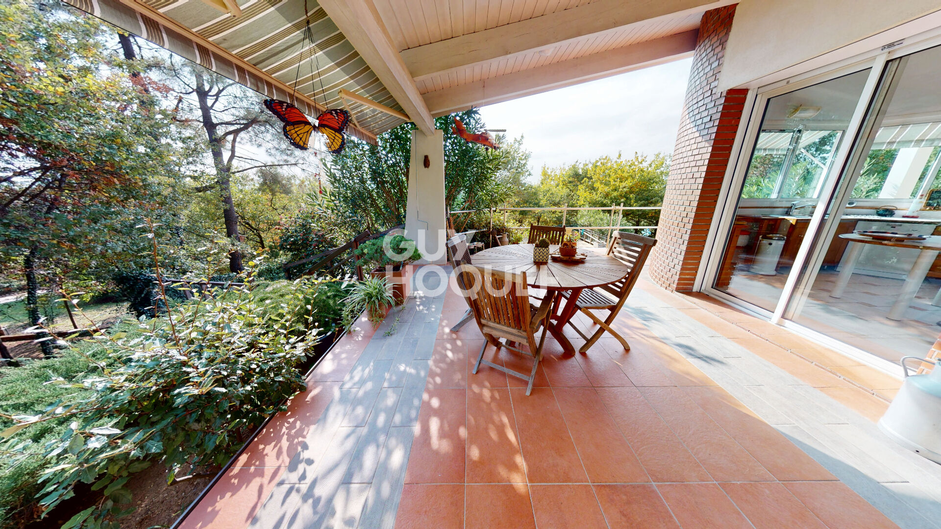 A VENDRE - Maison de 205m²  à MONTOISON (26800)