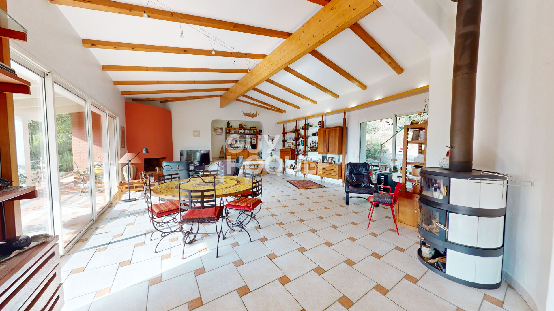 A VENDRE - Maison de 205m²  à MONTOISON (26800)