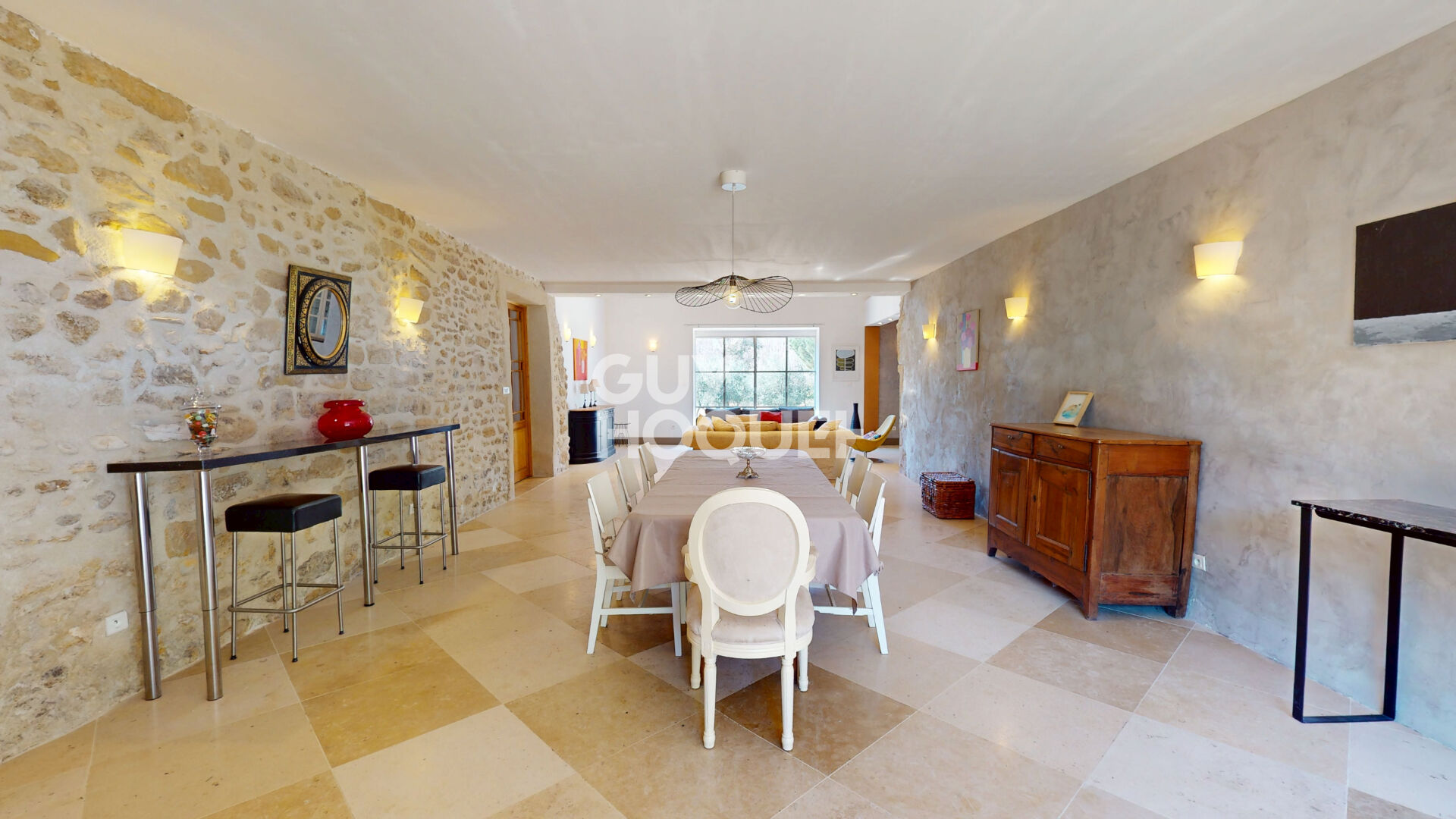 Demeure d'exception en pierres à Montoison (26)