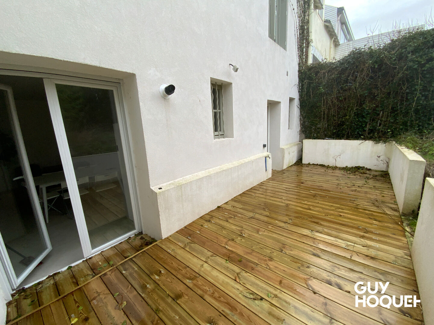 SAINT-NAZAIRE : maison T7 (102 m²) à louer