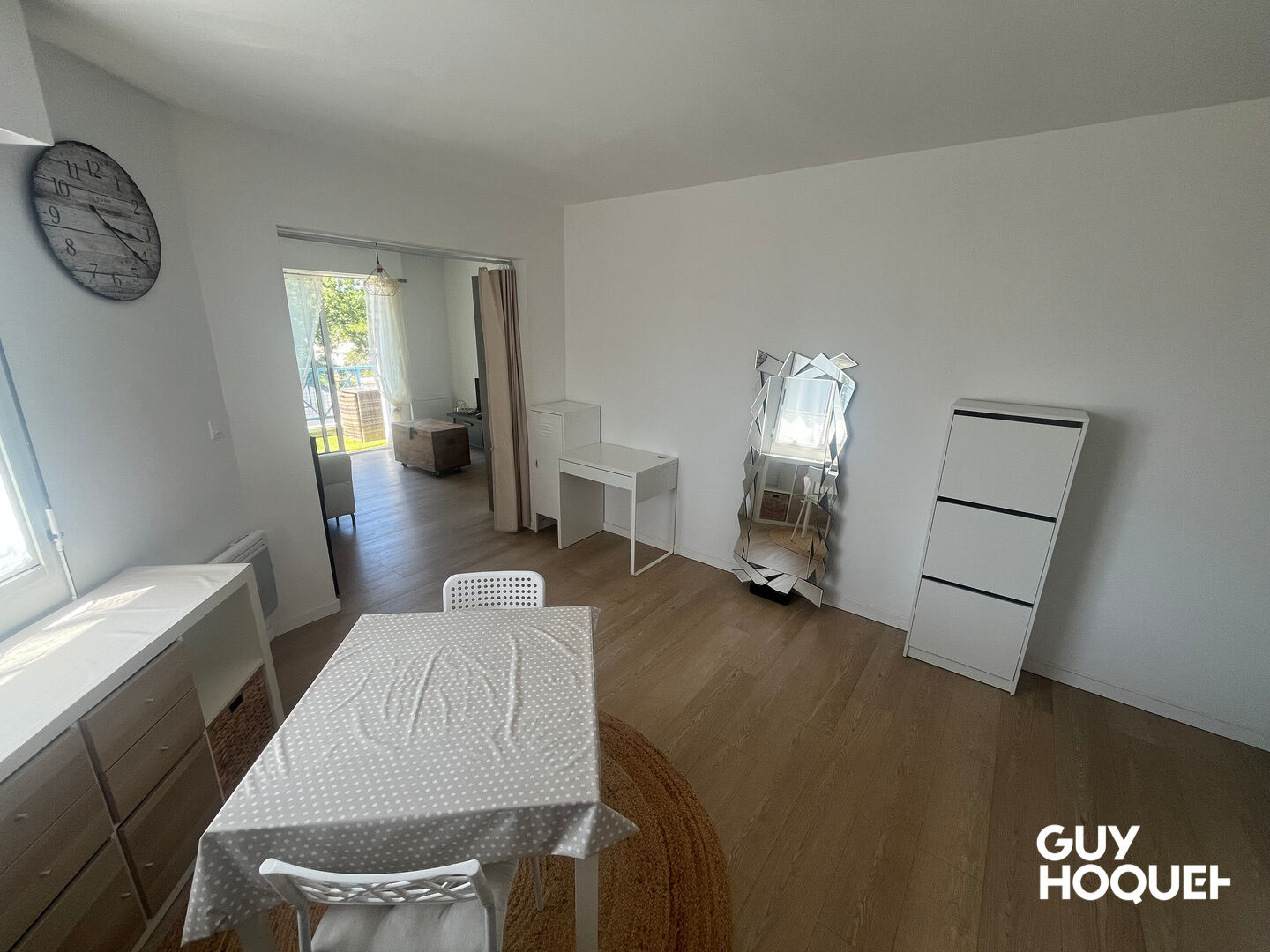 Appartement T1 meublé à louer au centre-ville de La Chapelle-sur-Erdre - Exclusivité Guy Hoquet
