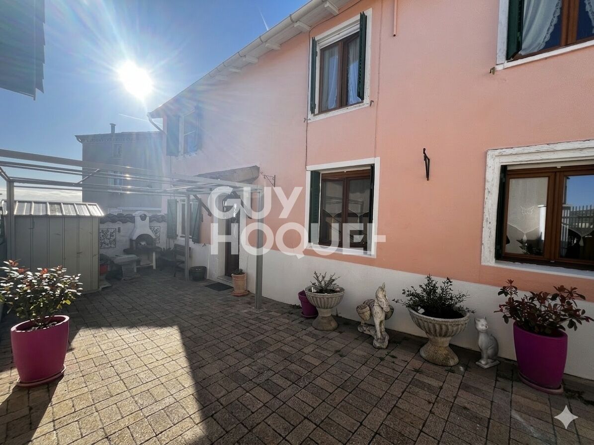 Maison 3 chambres avec cour au calme