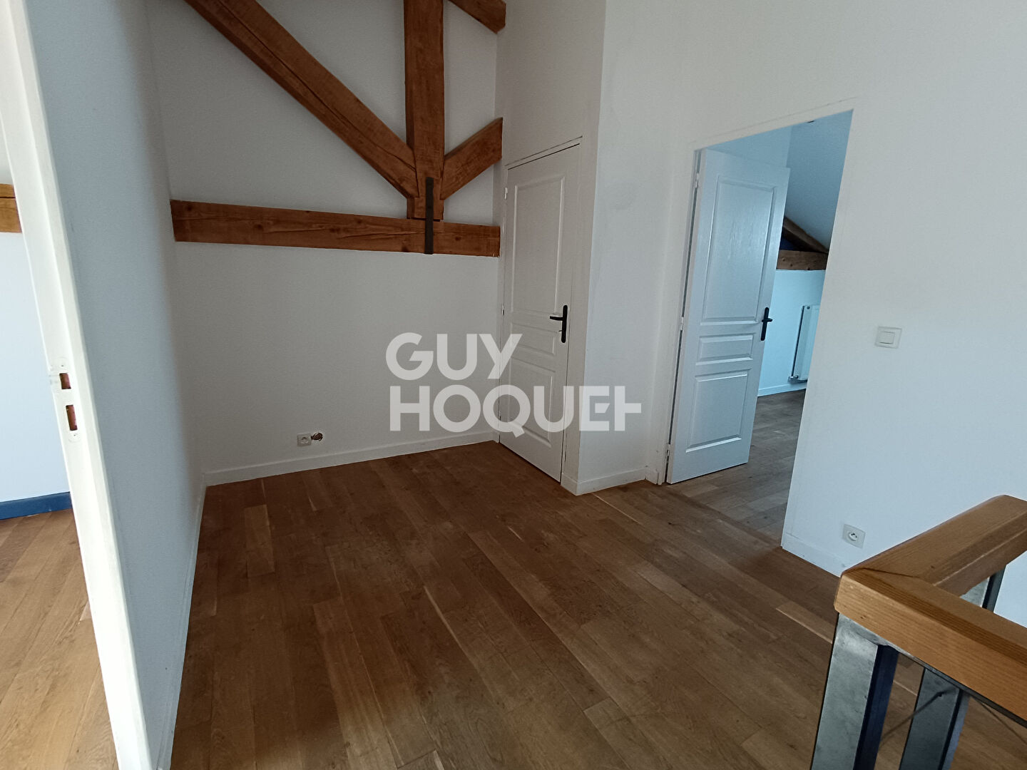 Loft situé à Saint Andre Le Puy de188 m2