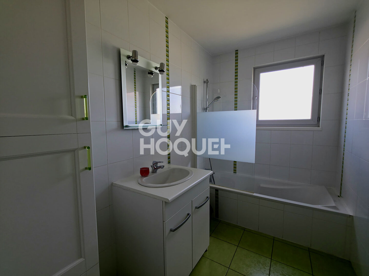 PLAIN-PIED AVEC PISCINE CHAUFFÉE