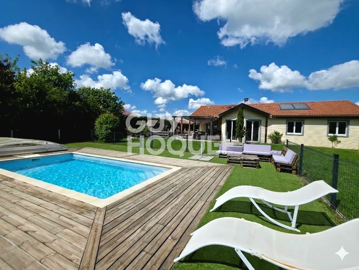 PLAIN-PIED AVEC PISCINE CHAUFFÉE