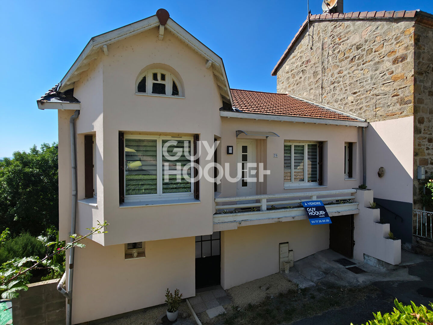 Maison de caractère située à Rozier En Donzy 101 m2