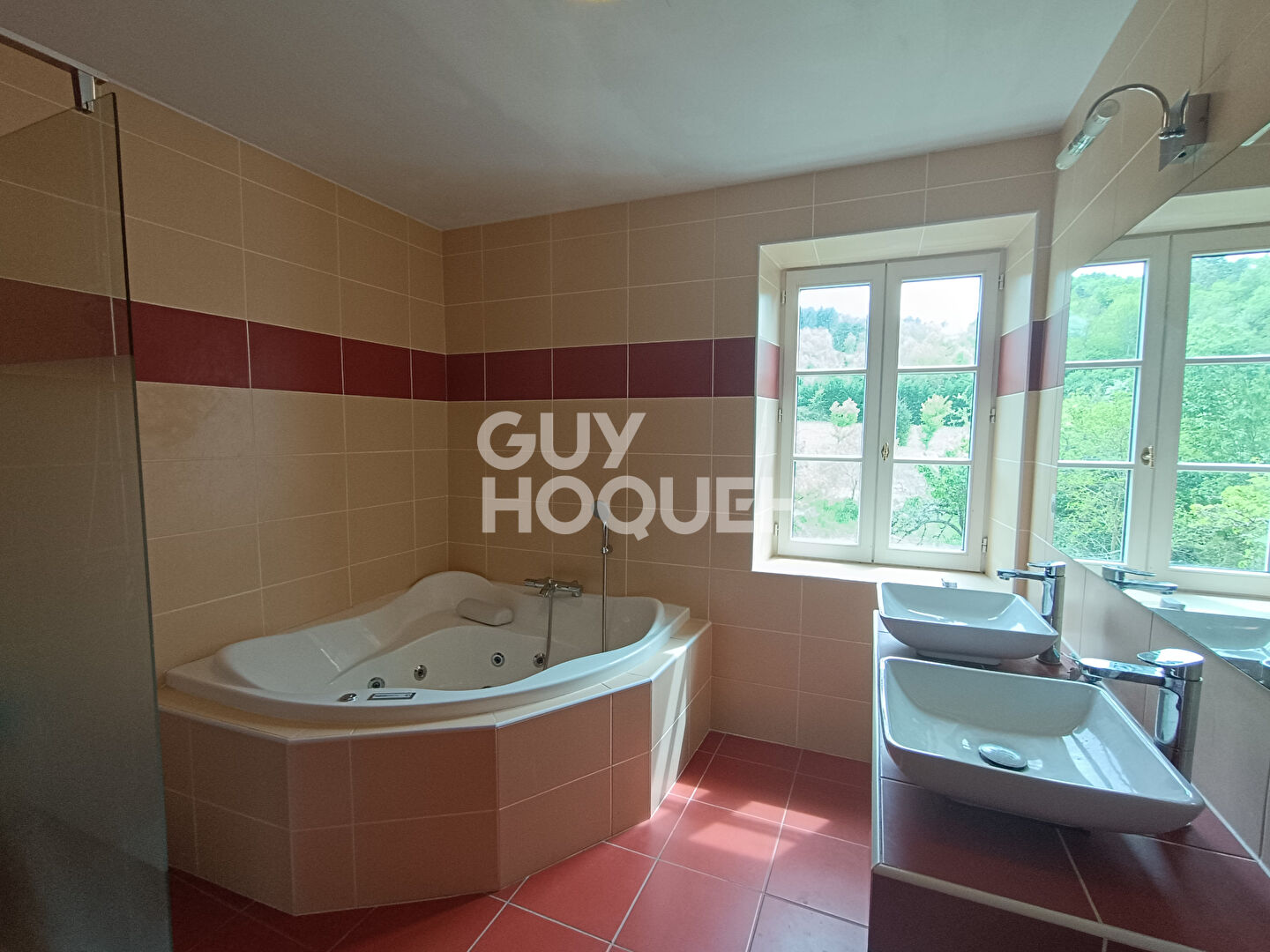 Leigneux - Charmante maison de famille