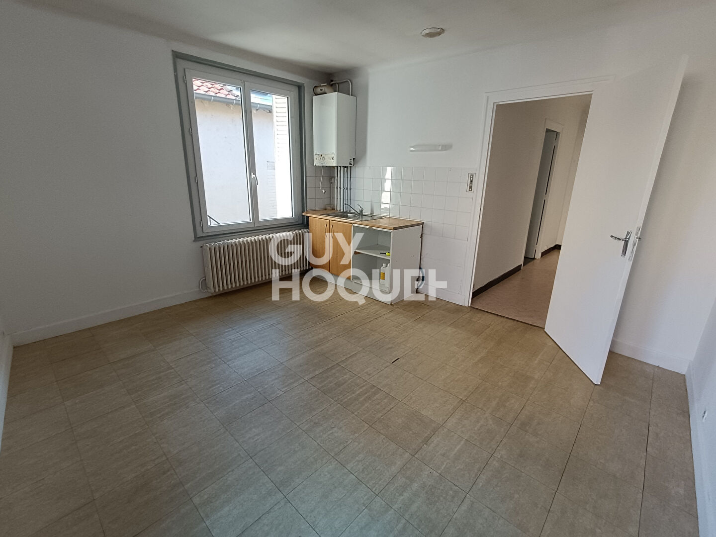 Ensemble immobilier situé à BOEN de 160 m² habitables