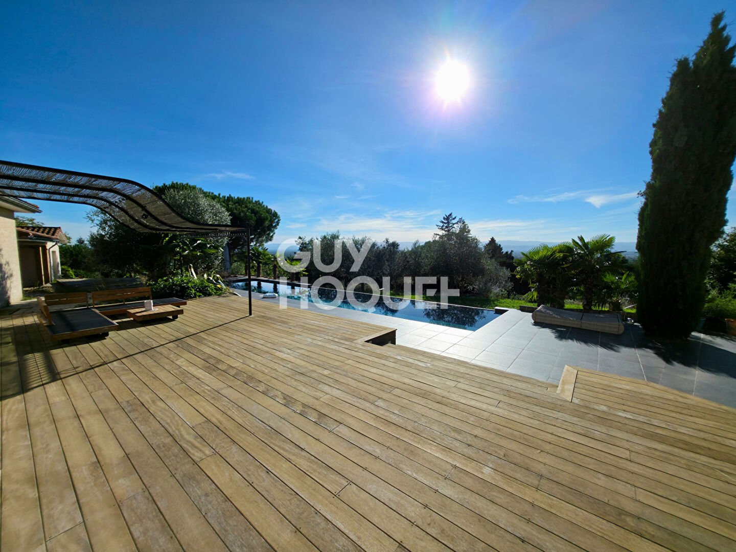 Belle Propriété sur la commune de SALVIZINET