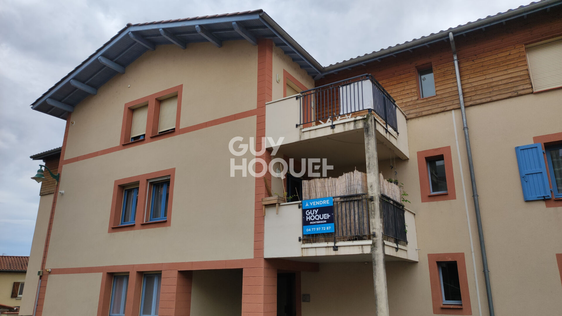 Appartement Saint Romain Le Puy 3 pièce(s) 97 m2