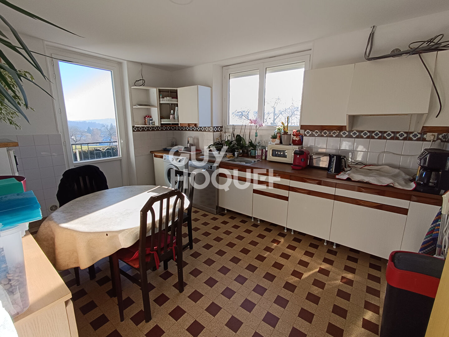 Maison familiale de 212 m² à Noirétable avec terrain clos de 2 025 m²