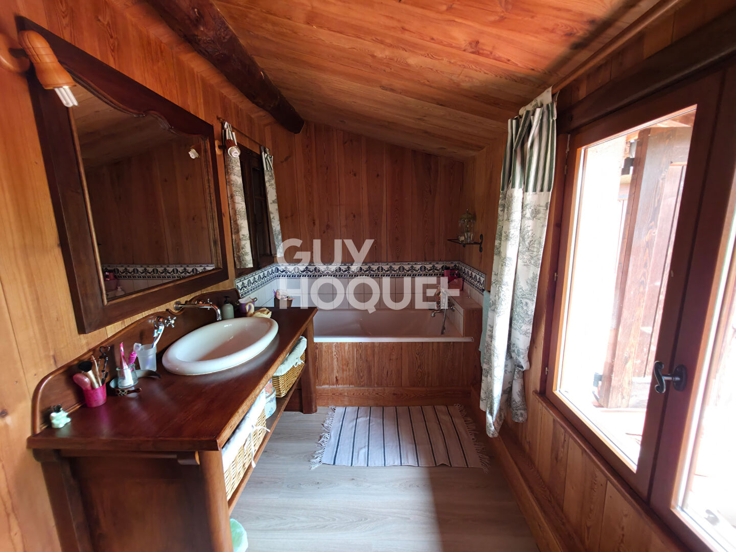 Maison de charme dans un havre de paix avec 3 chambres