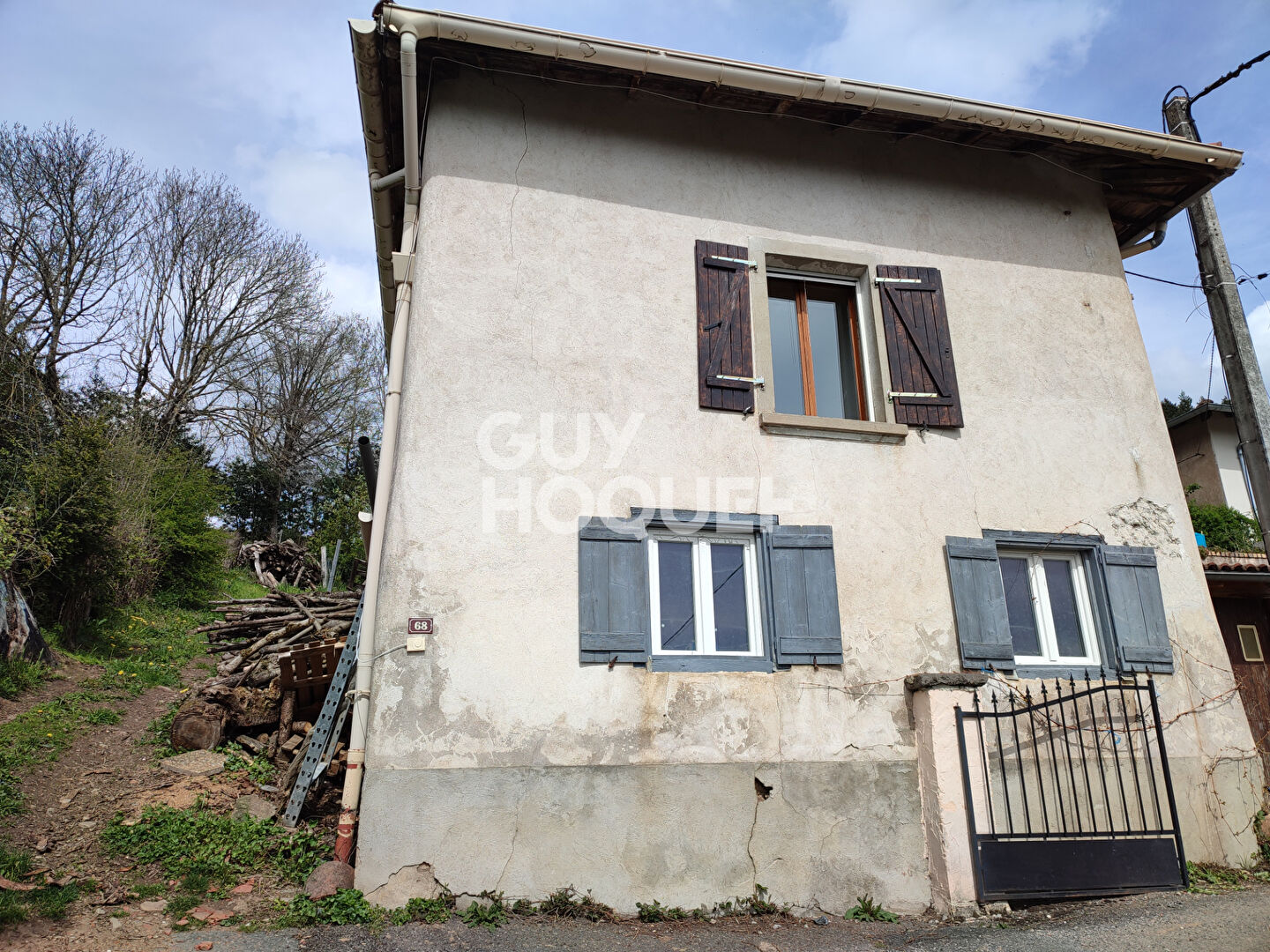 VENTE : maison 3 pièces (101m²) à MONTCHAL