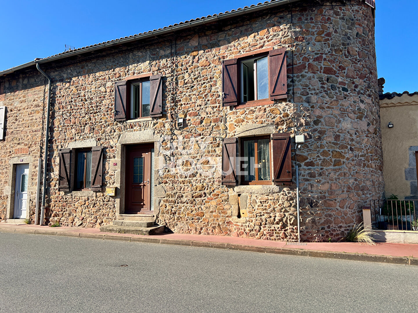 Maison à vendre à Pouilly les Feurs - Référence 7655