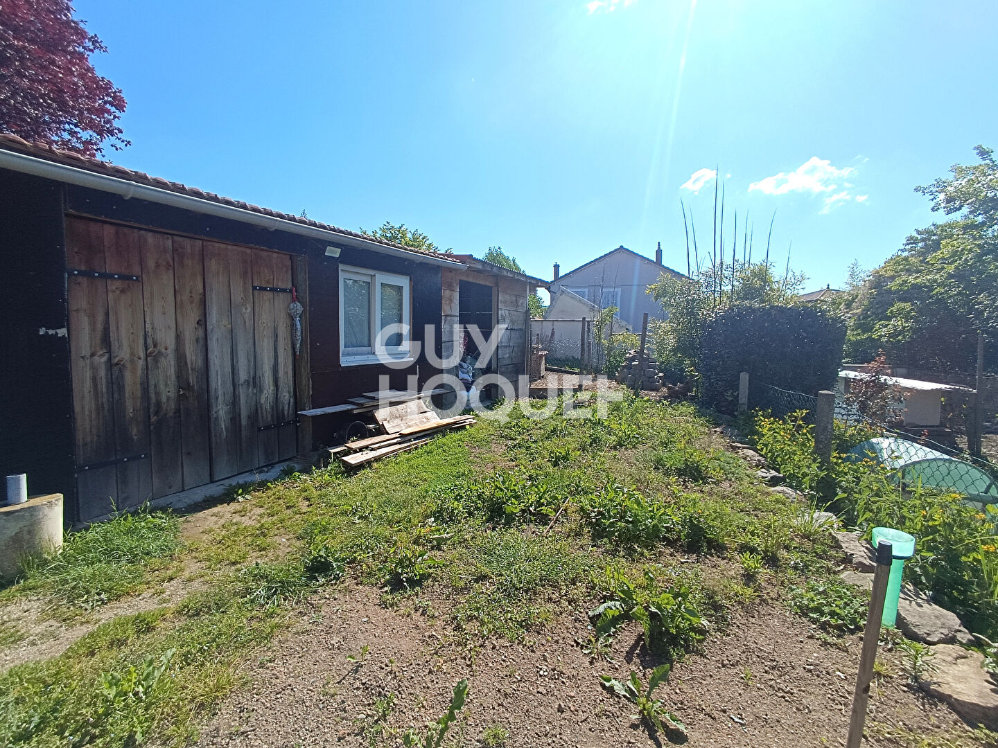 Maison centre village avec jardin