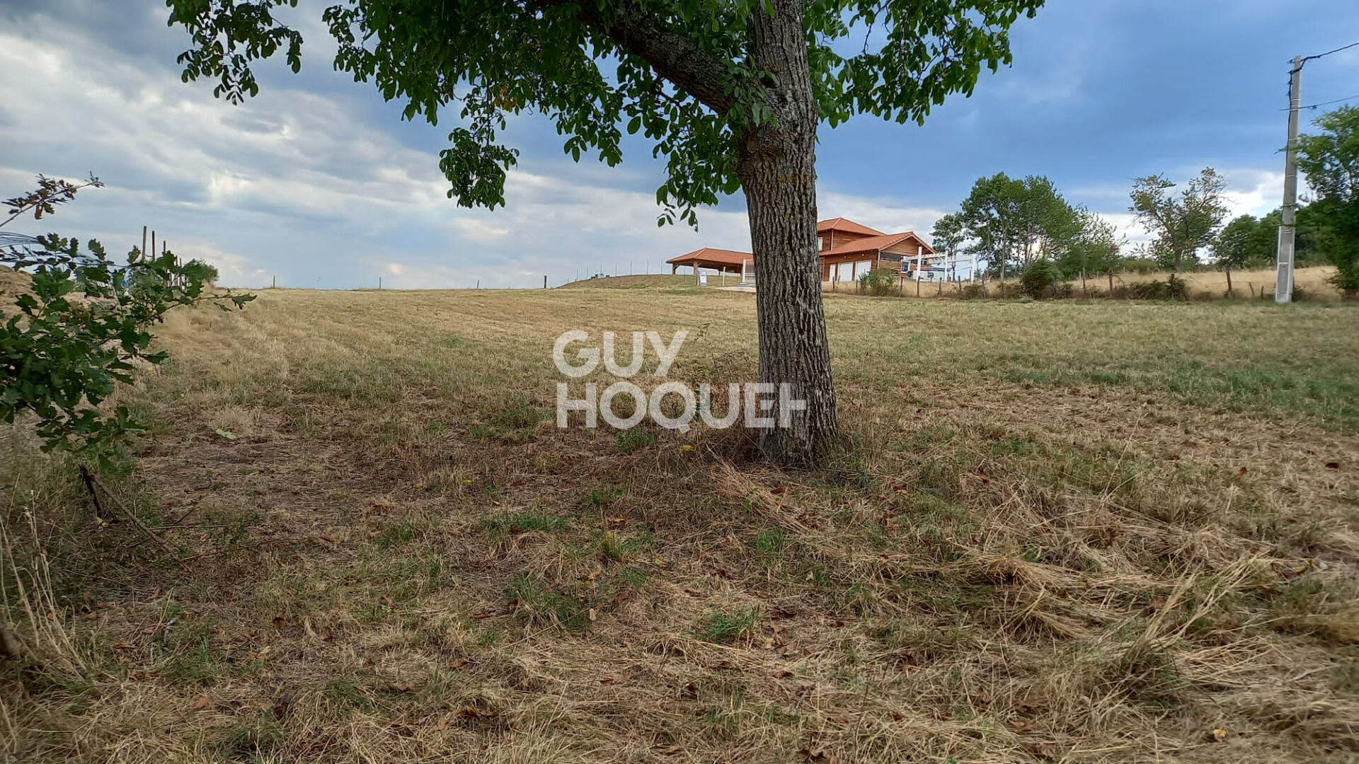 Terrain constructible de 1425 m²